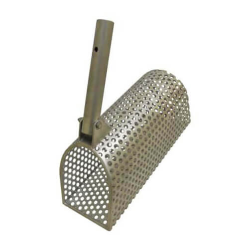 Flat Trap for Skimming Along Flat Areas